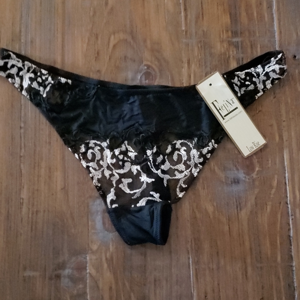 Felina Low Rise Size Medium